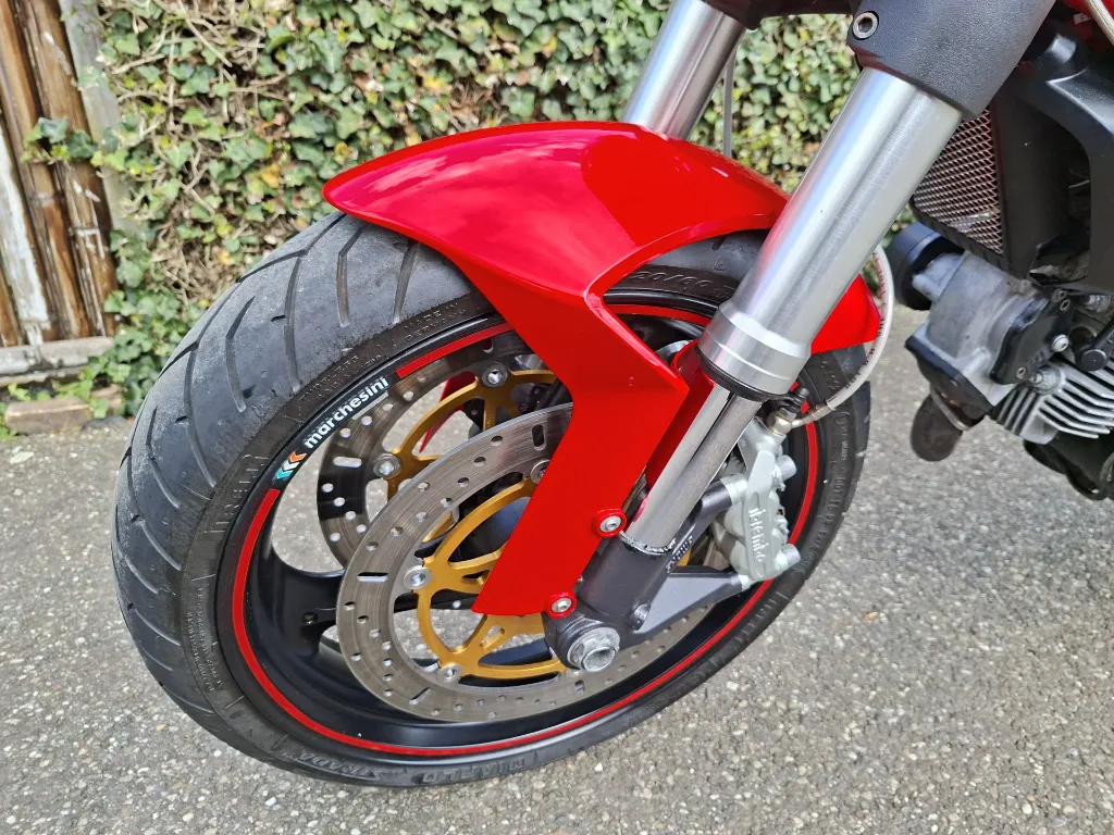 Ducati Monster 696 (1).webp