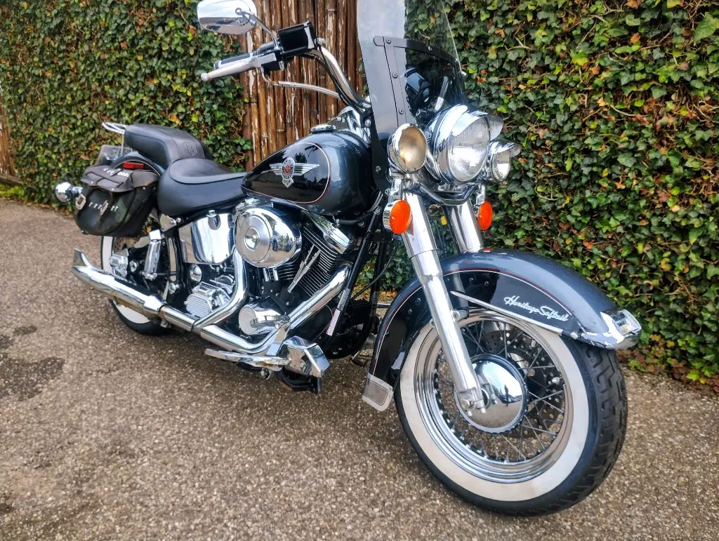 Harley Davidson FLSTC Heritage Softtail Classic (14).webp