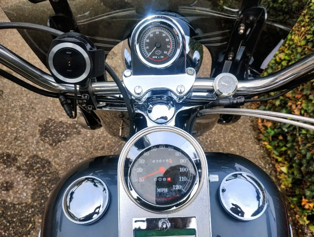 Harley Davidson FLSTC Heritage Softtail Classic (10).webp