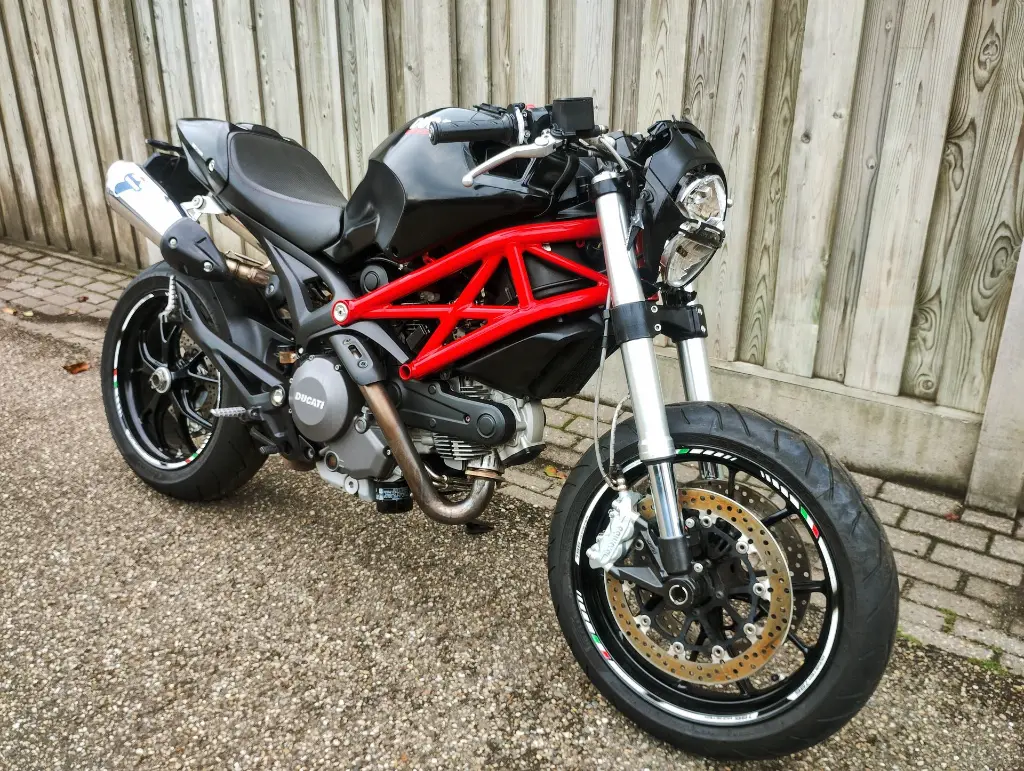 DUCATI Monster 796 (11).webp