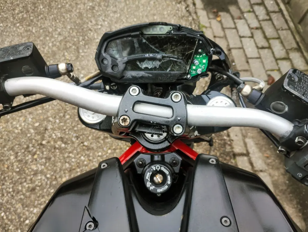 DUCATI Monster 796 (9).webp