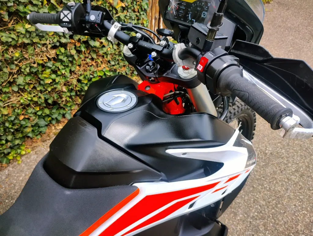 KTM 790 Adventure R (1).webp