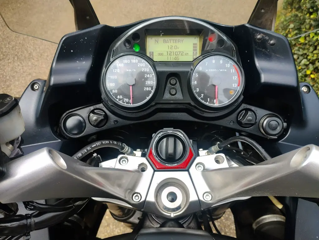 KAWASAKI 1400 GTR (10).webp