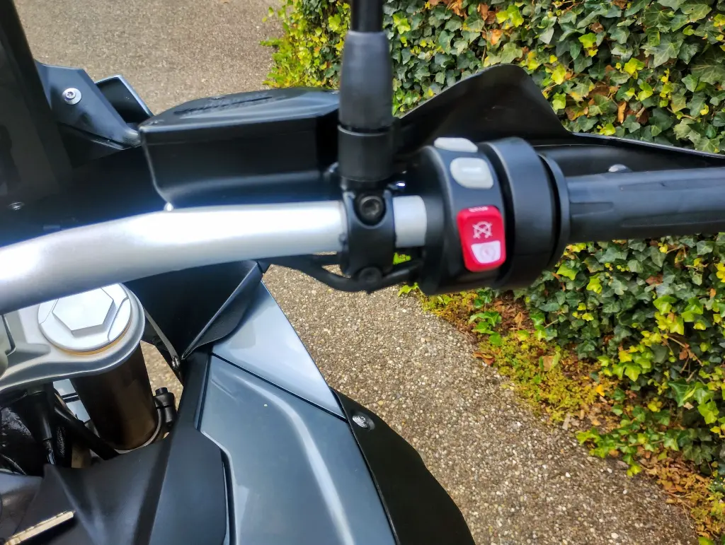 BMW S1000XR (11).webp
