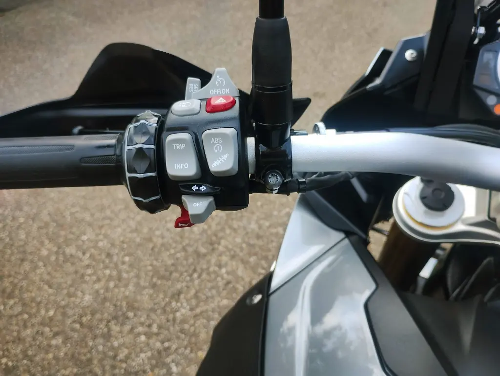 BMW S1000XR (12).webp