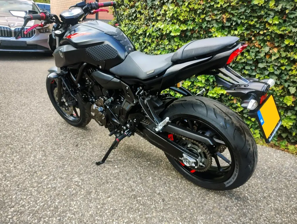 YAMAHA MT-07 (10).webp