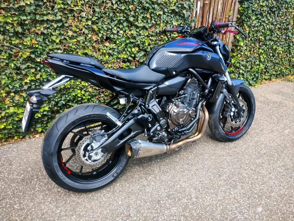 YAMAHA MT-07 (17).webp