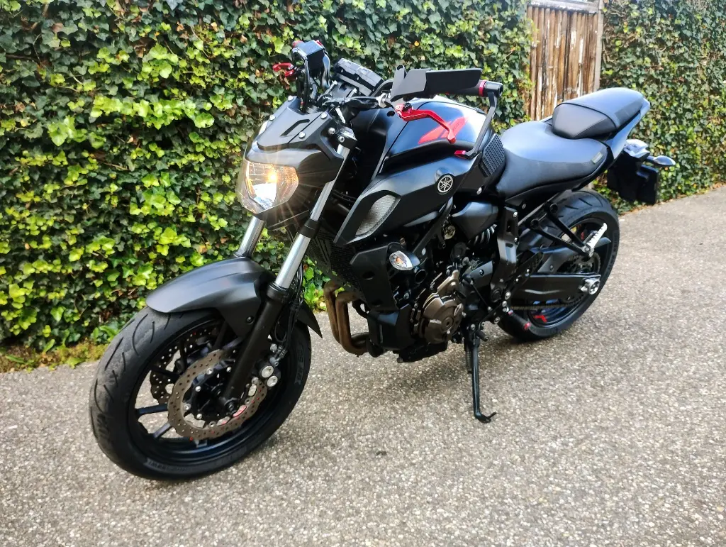 YAMAHA MT-07 (7).webp