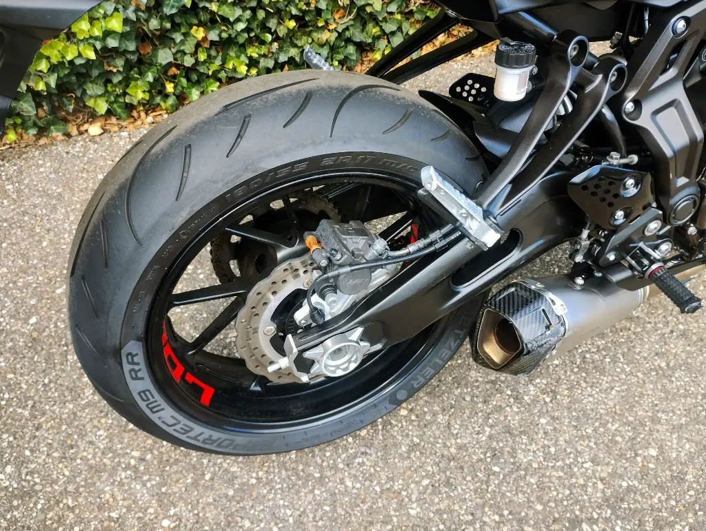YAMAHA MT-07 (19).webp