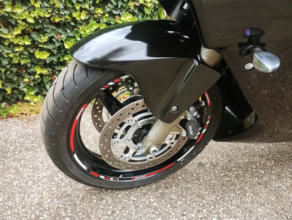 HONDA CBR 600F (7).webp