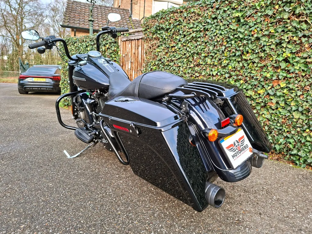 Harley Davidson 114 FLHRXS Road King Special (15).webp