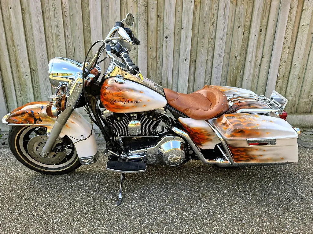 HARLEY DVIDSON 96 FLHX Street Glide (15).webp