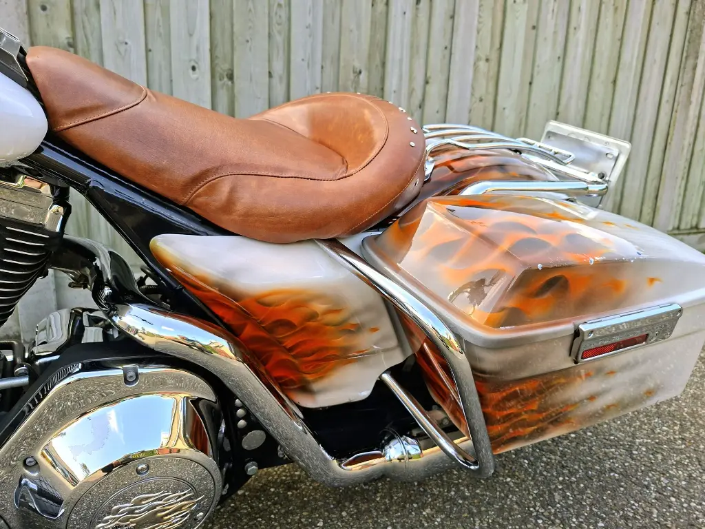 HARLEY DVIDSON 96 FLHX Street Glide (1).webp