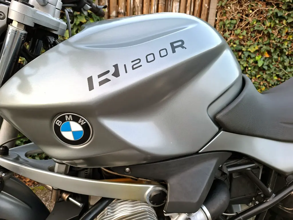 BMW R1200R (4).webp