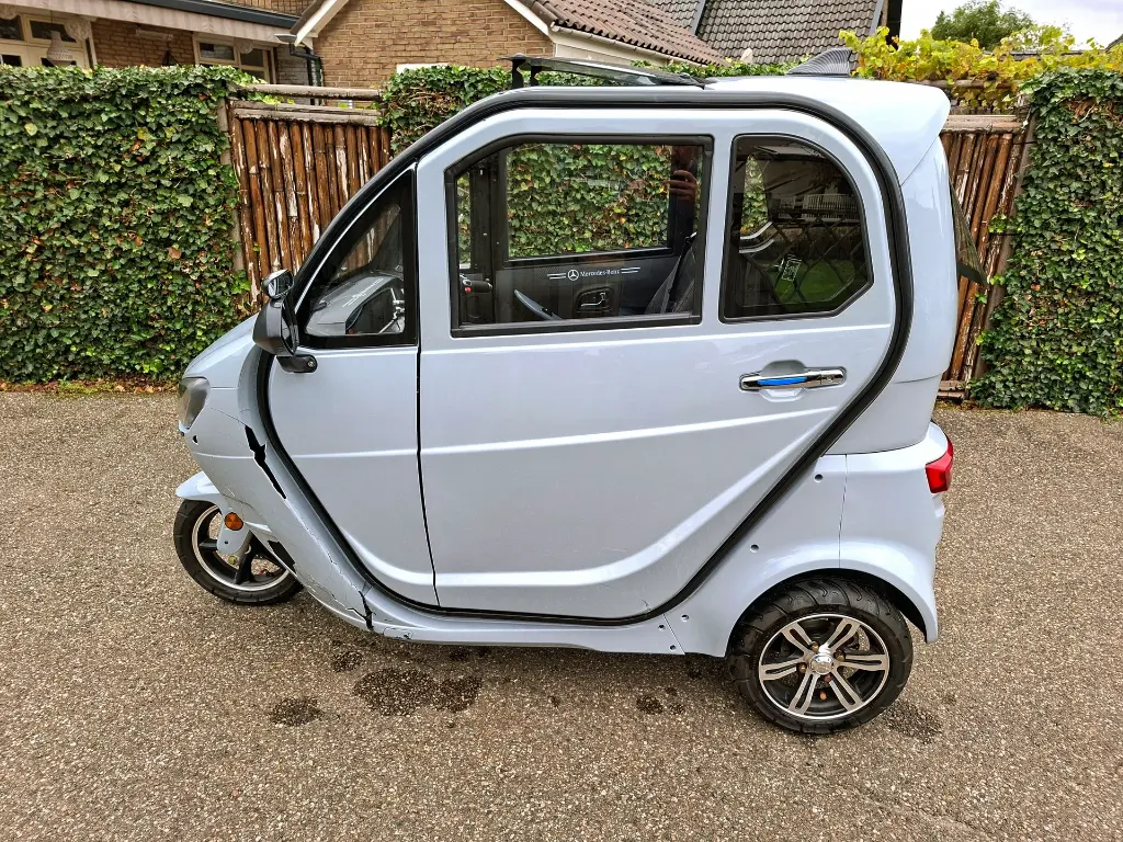 Econelo EV5 (2).webp