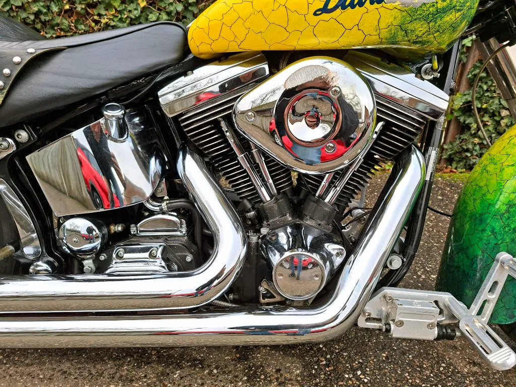 Harley Davidson FLSTC Heritage Softtail Classic (8).webp