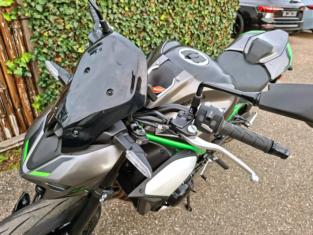 KAWASAKI Z900 (5).webp