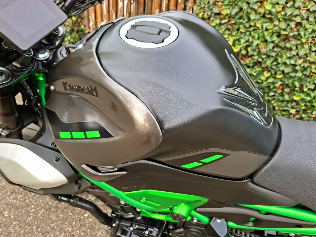 KAWASAKI Z900 (6).webp