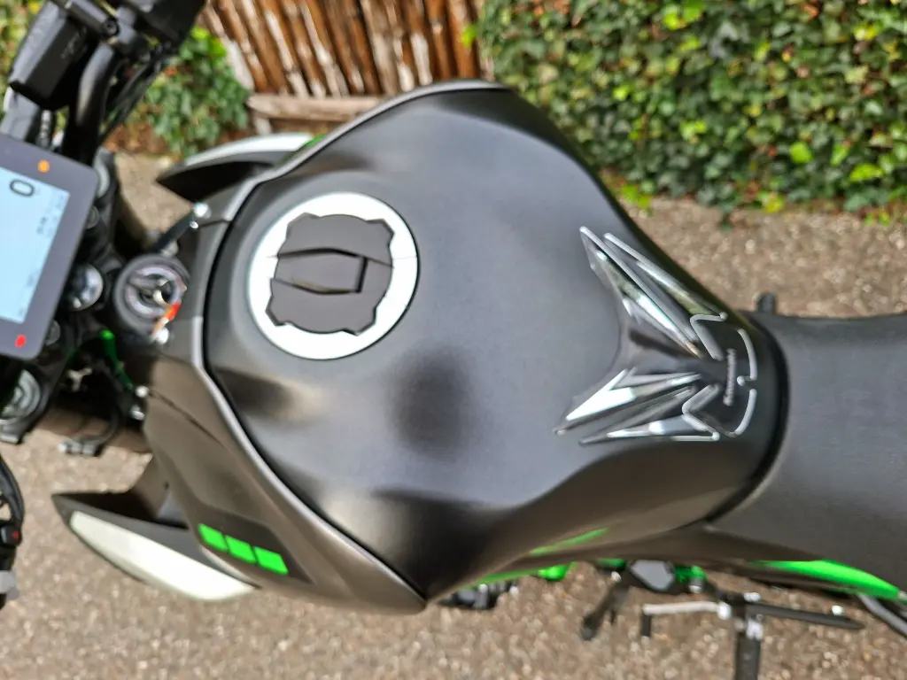 KAWASAKI Z900 (15).webp