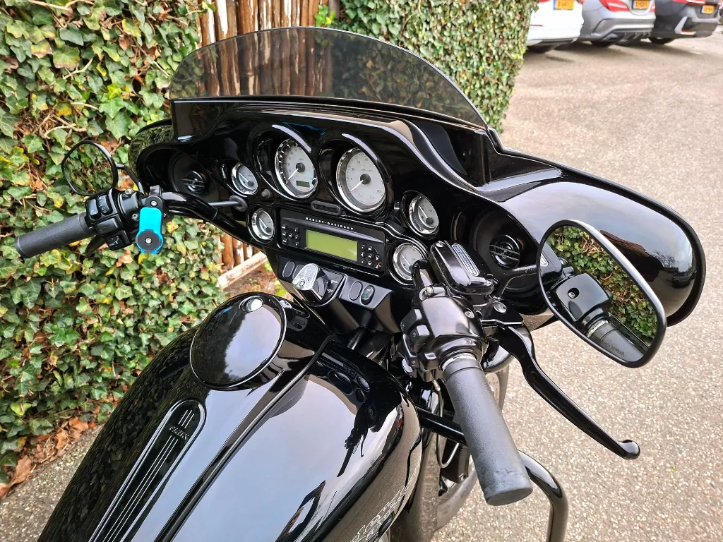 Harley Davidson Tour 96 FLHX Street Glide (3).webp