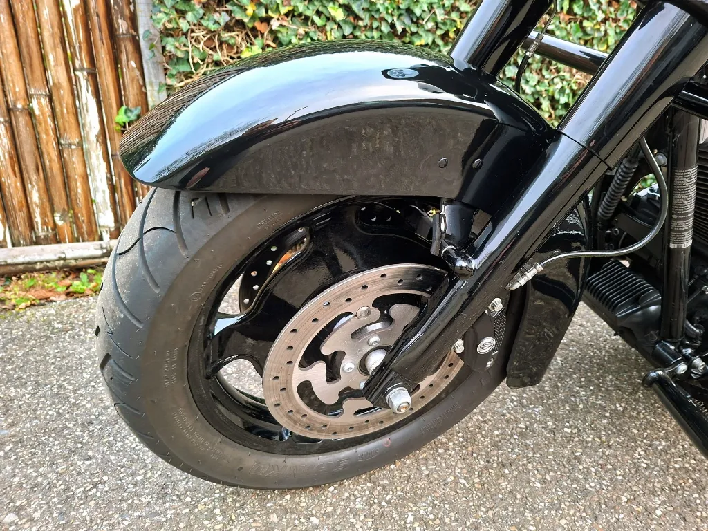 Harley Davidson Tour 96 FLHX Street Glide (6).webp