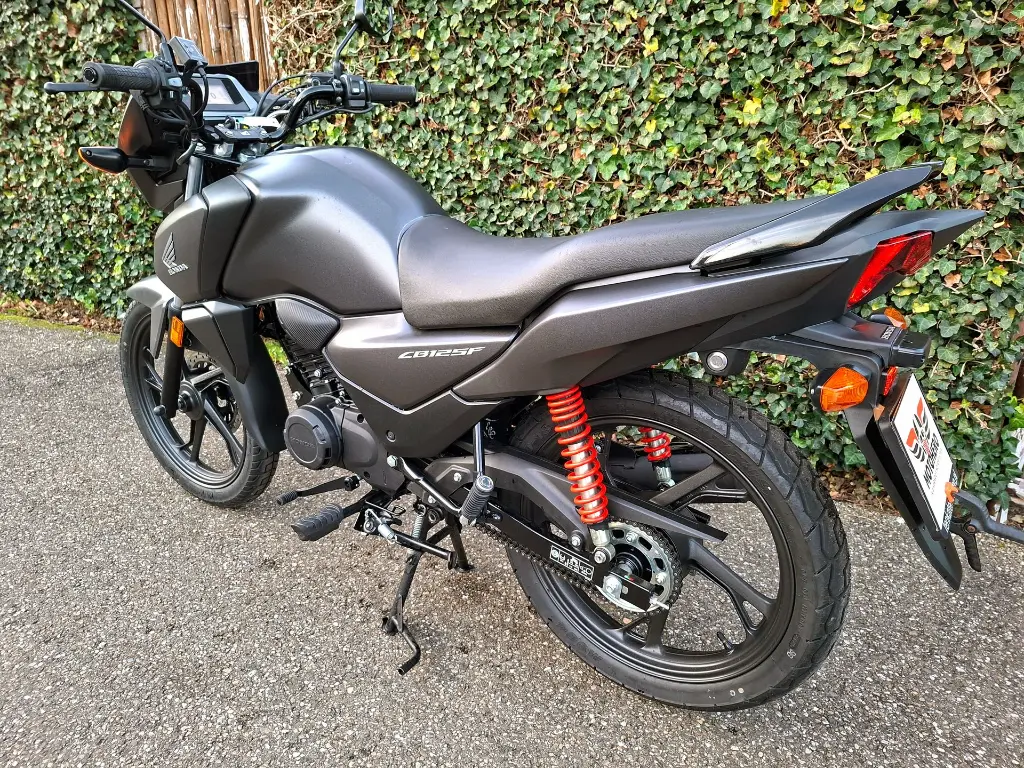 Honda Tour CB 125 F (20).webp