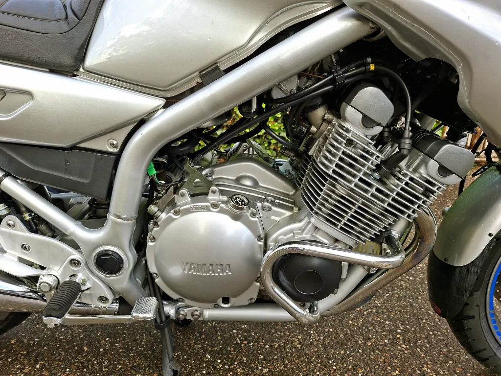 YAMAHA XJ 900 S DIVERSION (7).webp