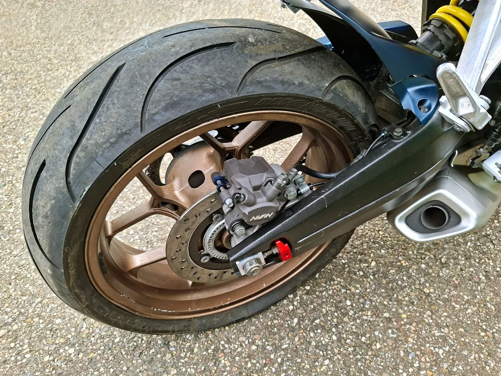 Honda cb650R (14).webp