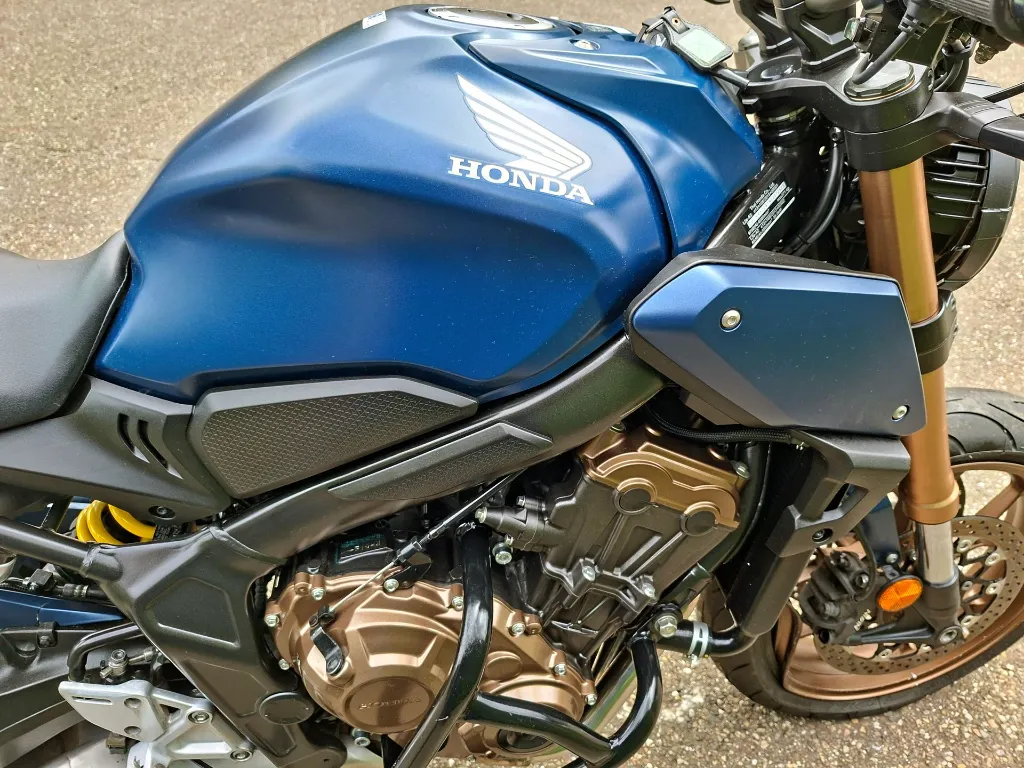 Honda cb650R (16).webp