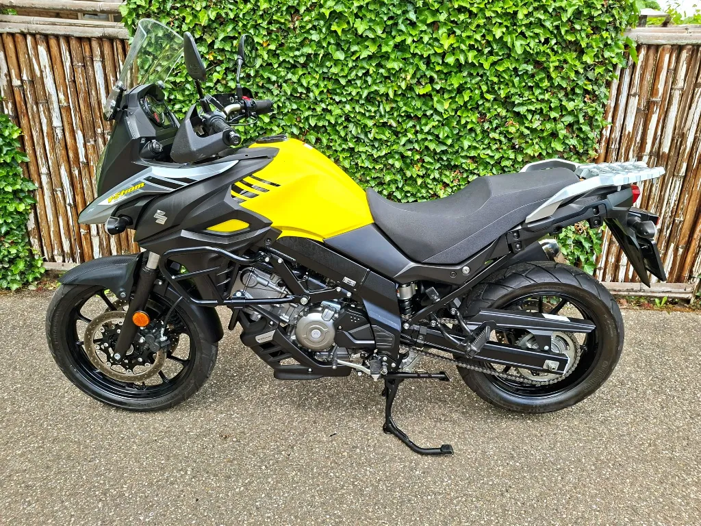 Suzuki DL650 V-Strom (2).webp