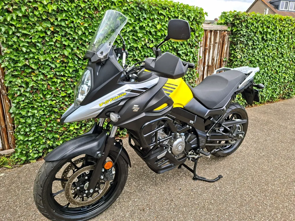 Suzuki DL650 V-Strom (3).webp