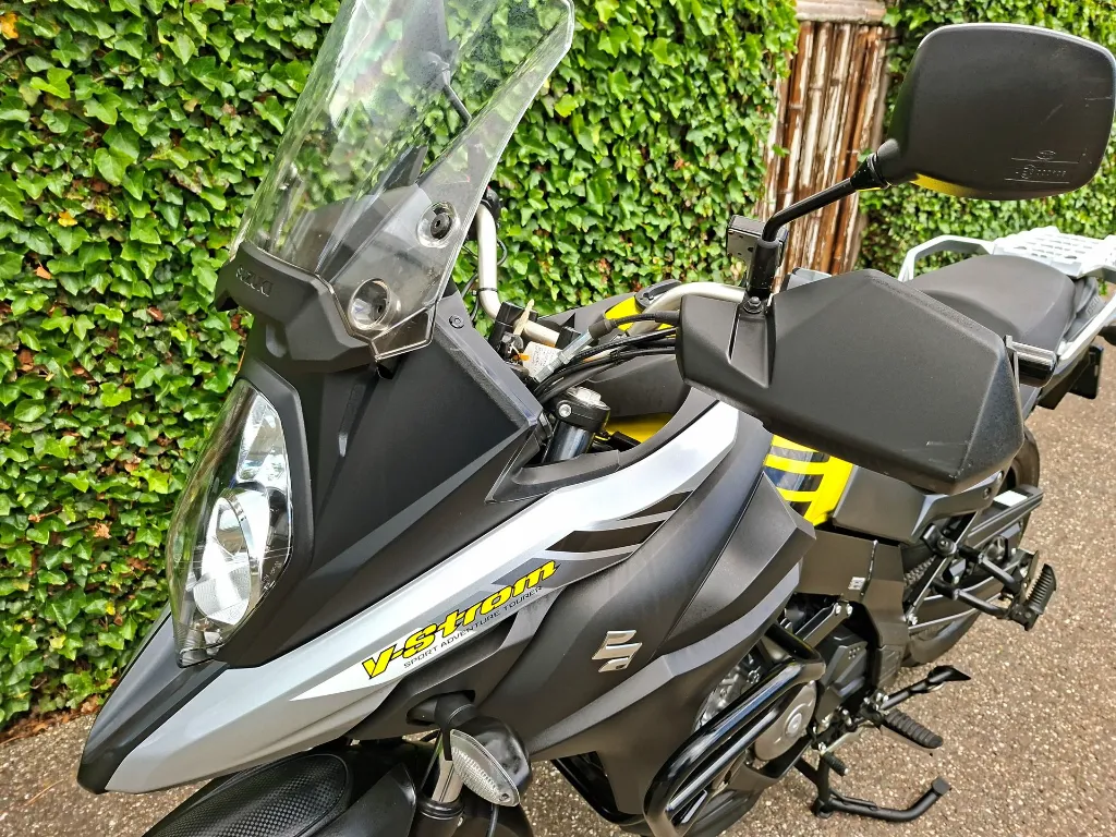 Suzuki DL650 V-Strom (5).webp