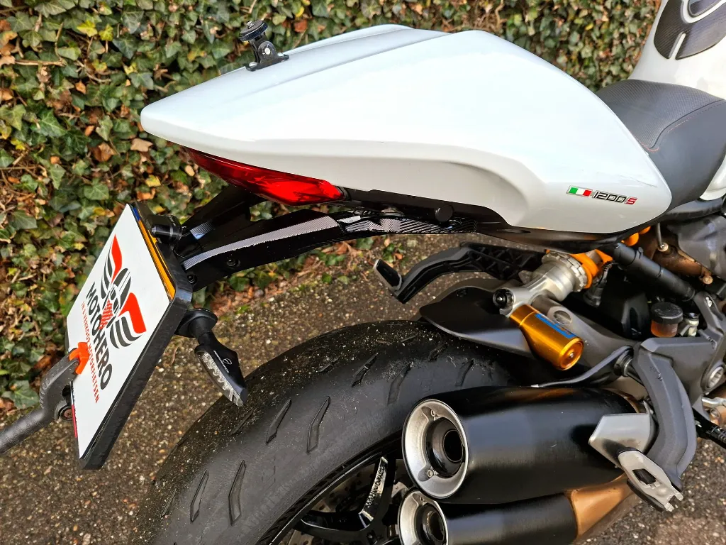 Ducati Monster 1200 S (2).webp