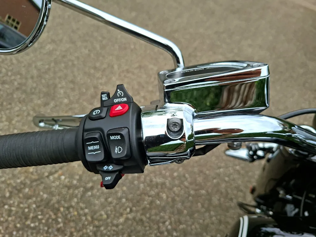 BMW R18 Classic (13).webp