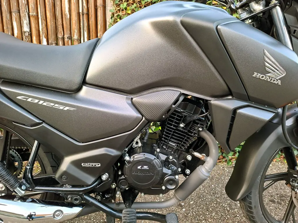 Honda Tour CB 125 F (11).webp