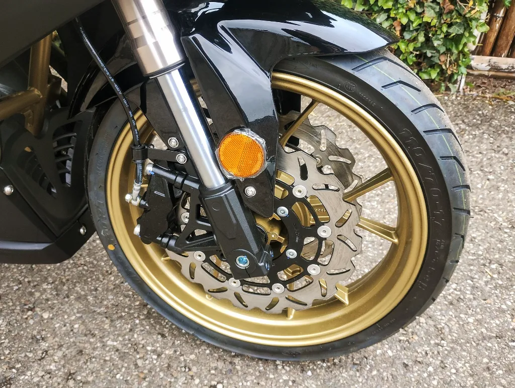 tr motor gp1 125CC (15).webp