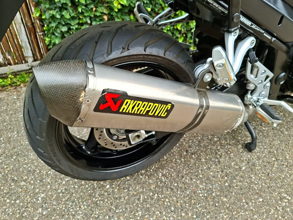 suzuki gsx 1250 f (8).webp