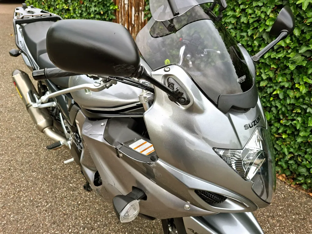 suzuki gsx 1250 f (5).webp