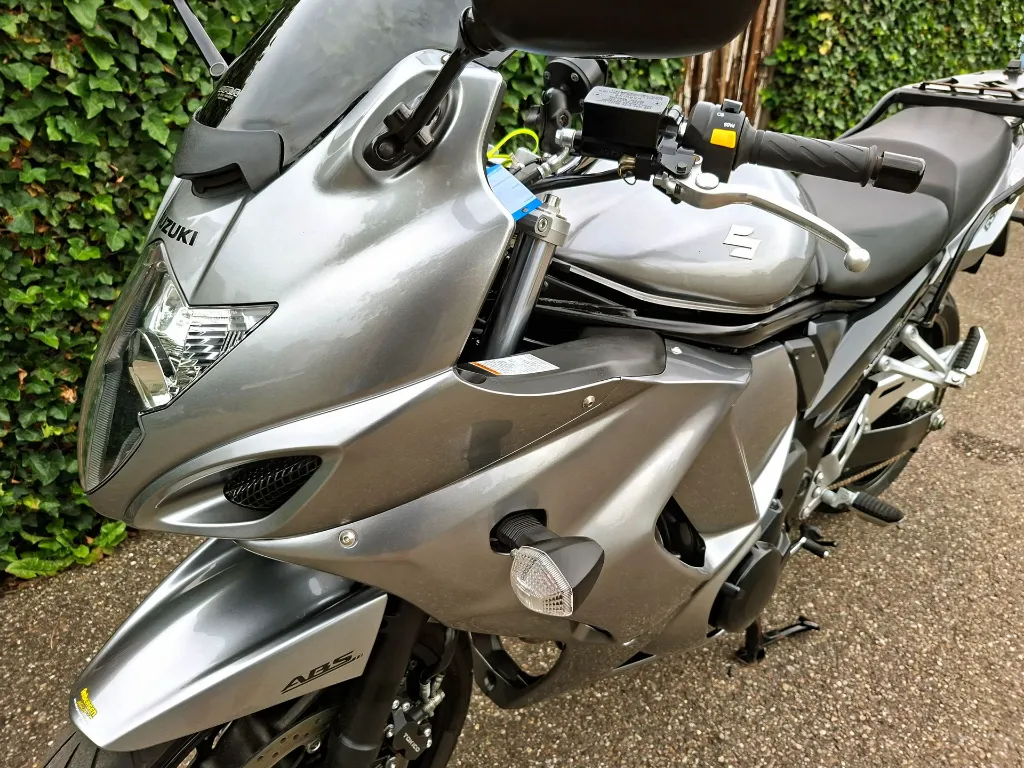 suzuki gsx 1250 f (14).webp