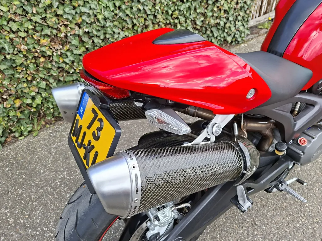 Ducati Monster 696 (5).webp