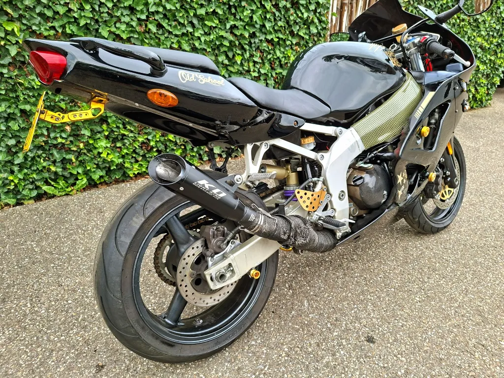 kawasaki zx6r (15).webp