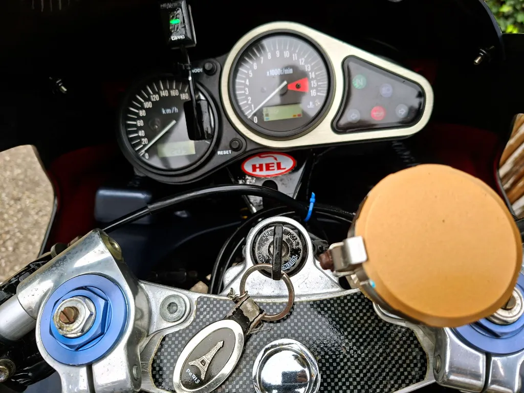 kawasaki zx6r (10).webp