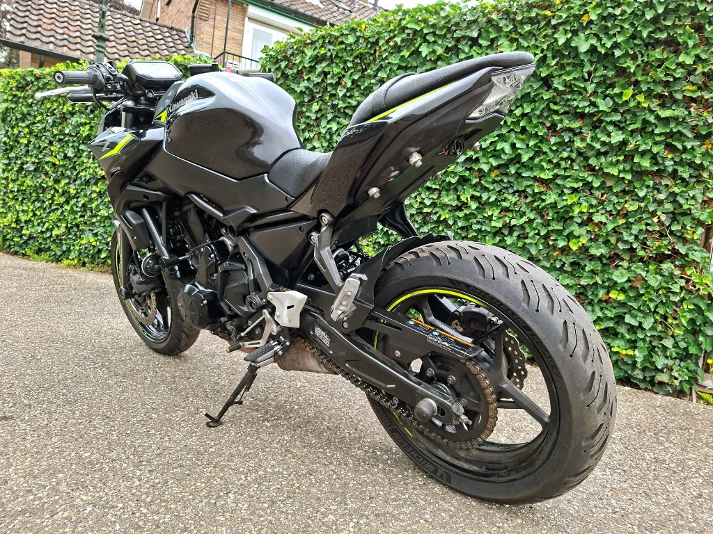 kawasaki-z650 (6).webp