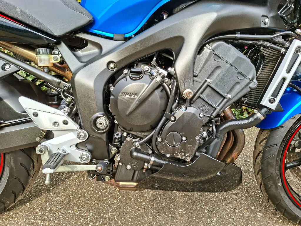Yamaha FZ6 Fazer  (36).webp
