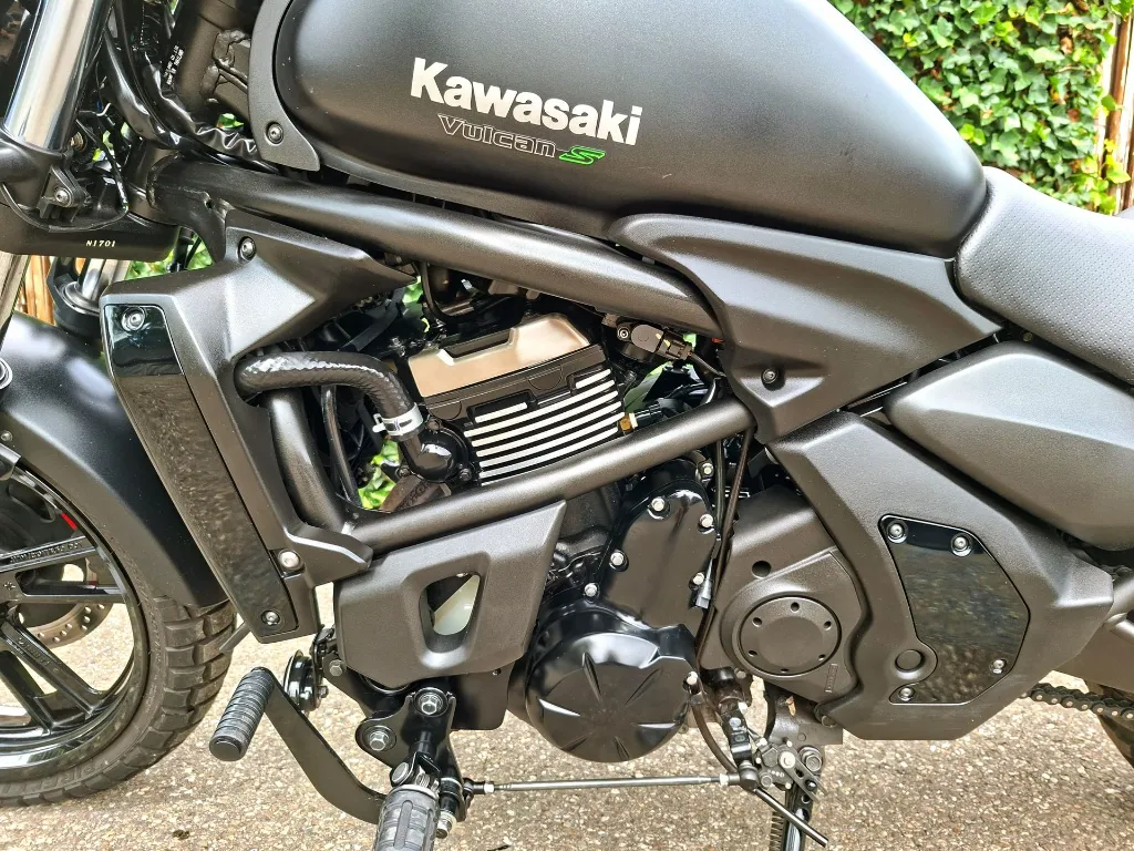 Kawasaki Vulkan S (11).webp