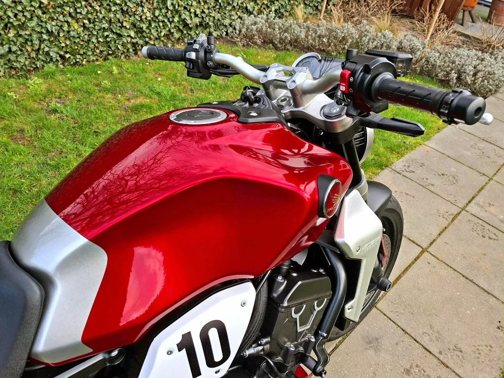 HONDA CB 1000 R (8).webp