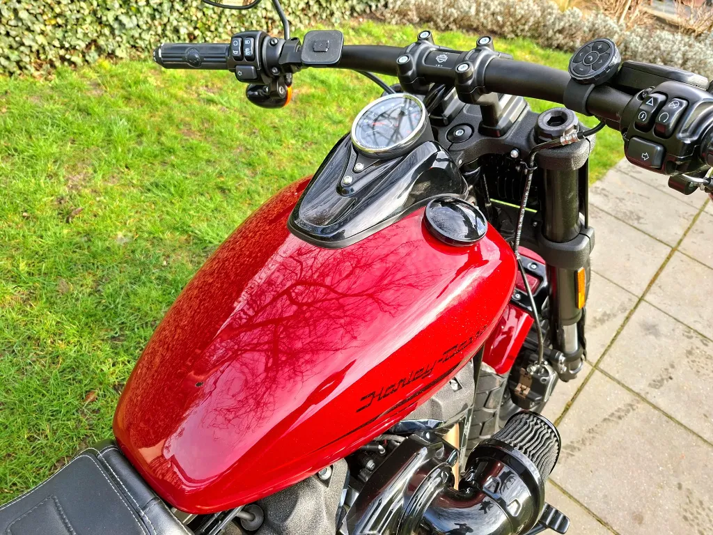 HARLEY DAVIDSON FXFBS 114 FAT BOB (3).webp