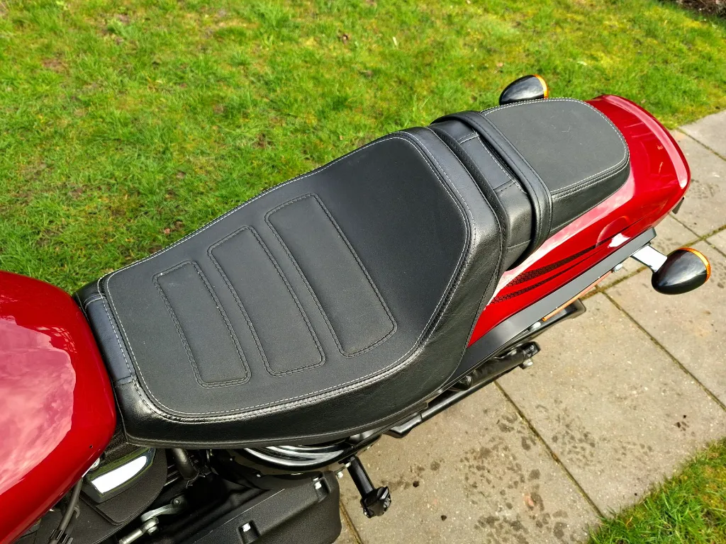 HARLEY DAVIDSON FXFBS 114 FAT BOB (1).webp