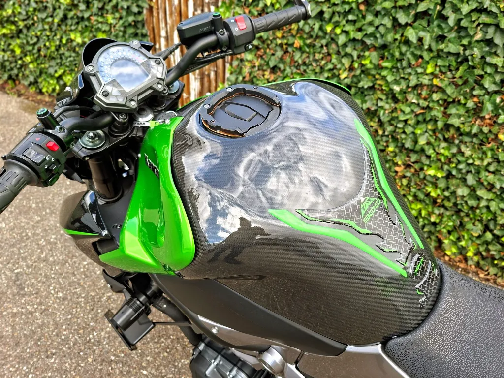 Kawasaki Z900 (7).webp