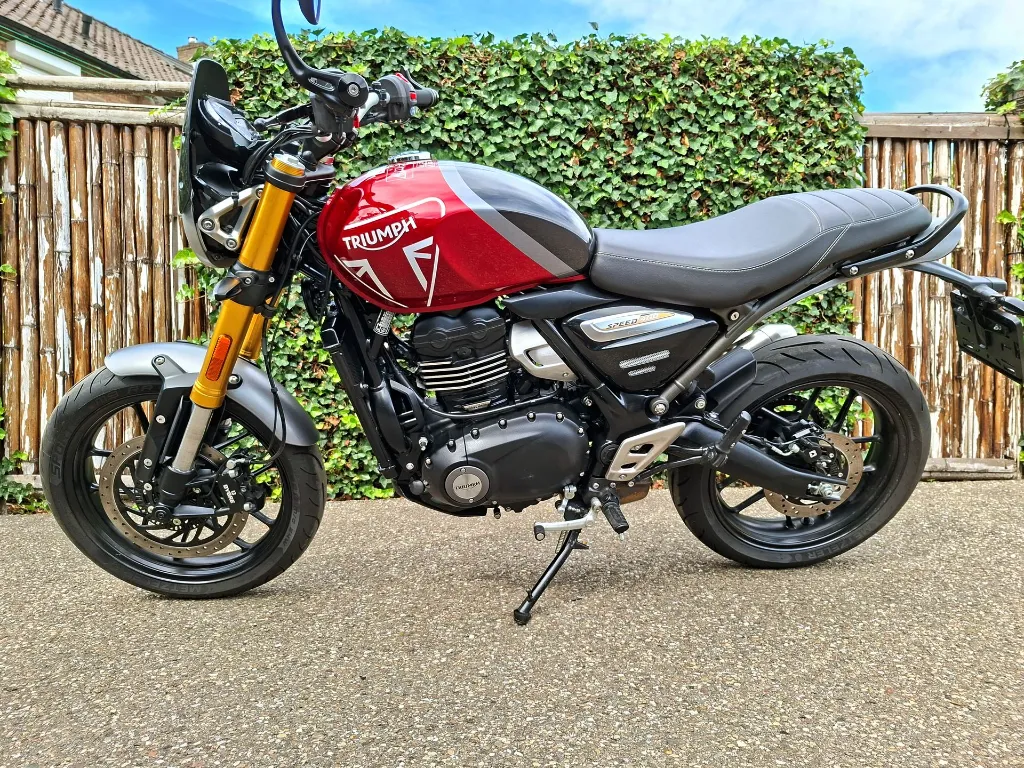 Triumph Speed 400 (2).webp